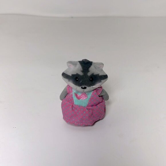 Li'l Woodzeez Diggadilly Raccoon mom - Picture 2 of 3